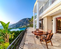 Resale - Villa - Altea