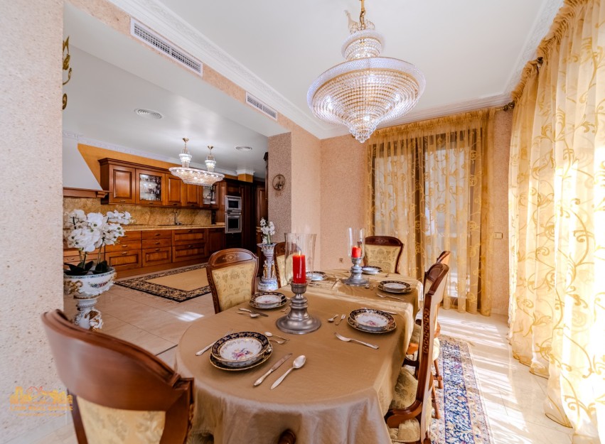 Resale - Villa - Altea