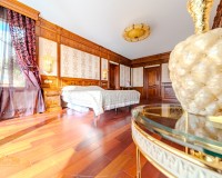 Resale - Villa - Altea