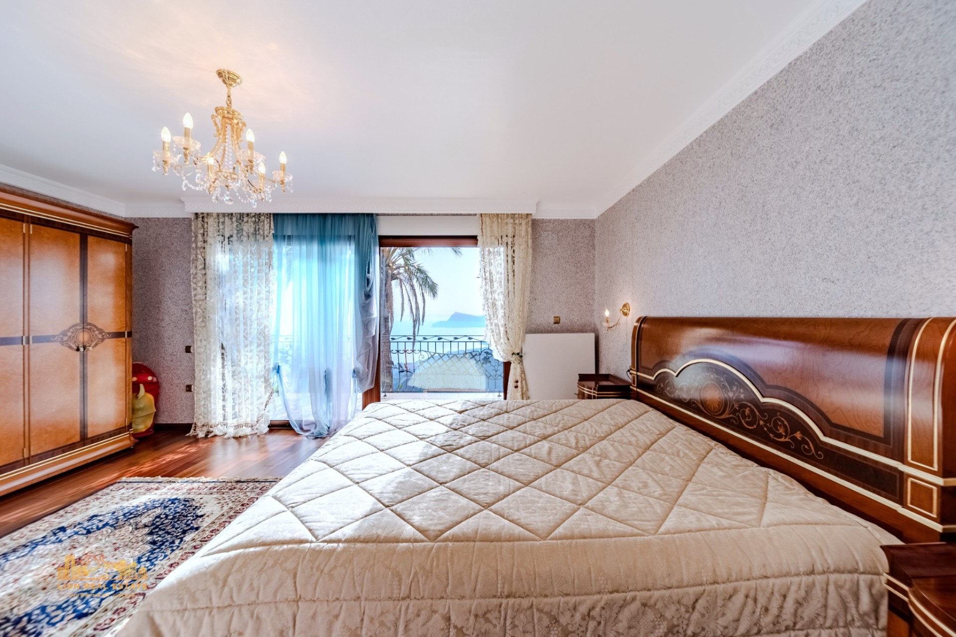 Resale - Villa - Altea