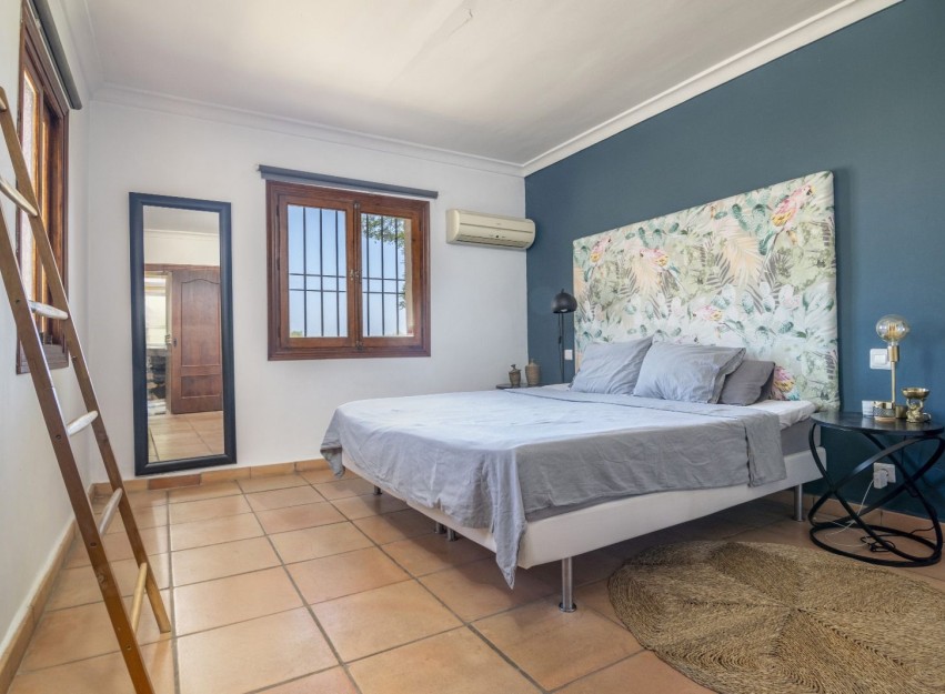 Resale - Villa - Benahavis - La Quinta