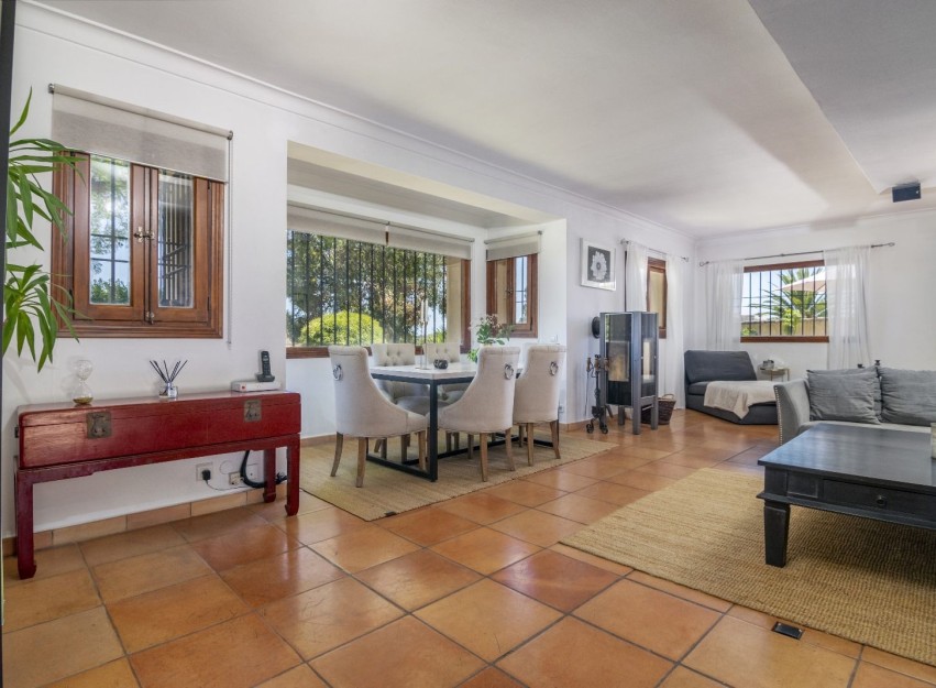 Resale - Villa - Benahavis - La Quinta