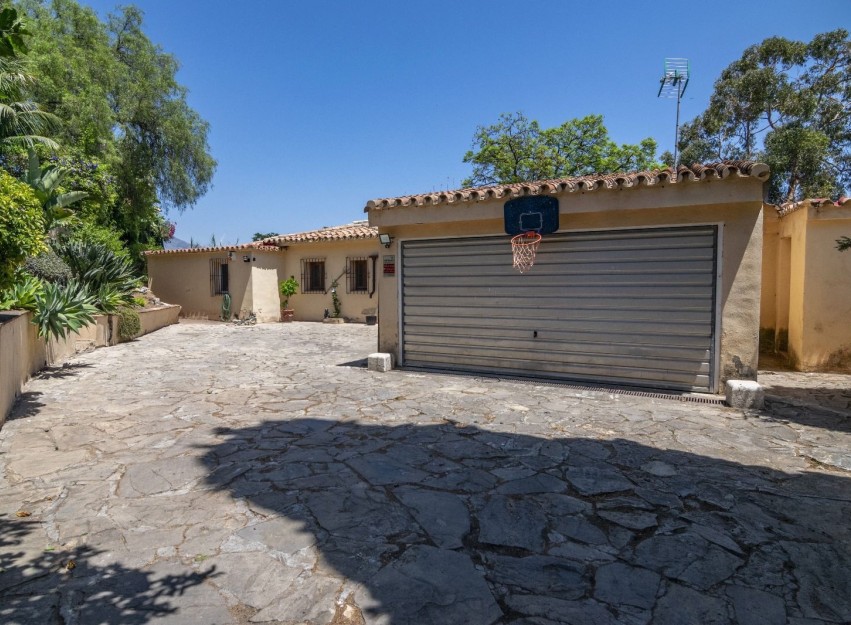 Resale - Villa - Benahavis - La Quinta