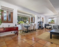Resale - Villa - Benahavis - La Quinta