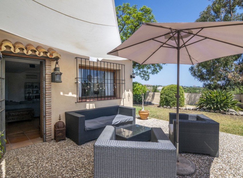 Resale - Villa - Benahavis - La Quinta