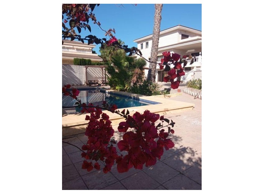Resale - Villa - Benidorm - Poniente