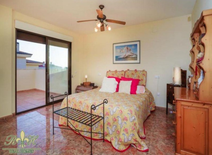 Resale - Villa - Benidorm - Poniente