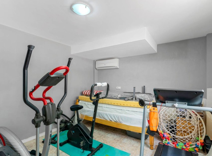 Resale - Villa - Benijofar