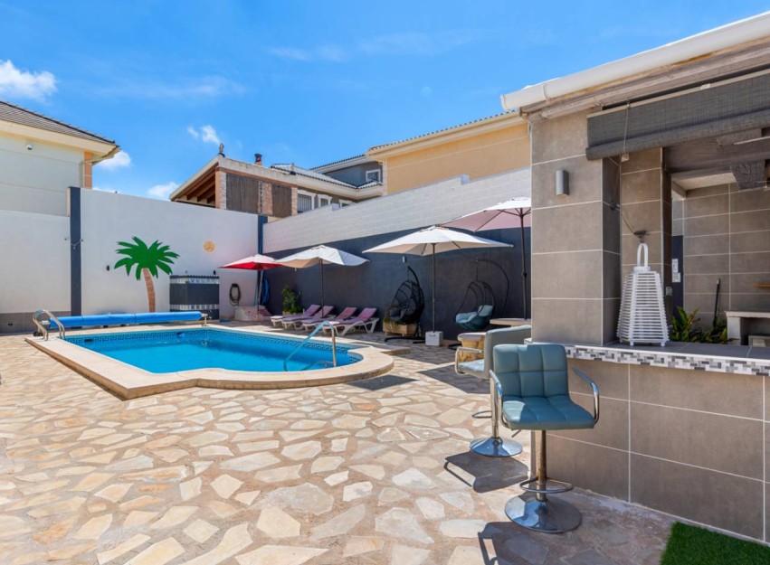 Resale - Villa - Benijofar