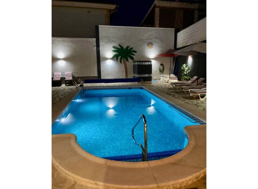 Resale - Villa - Benijofar