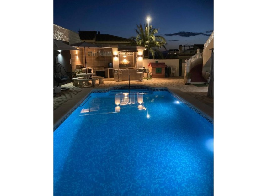 Resale - Villa - Benijofar