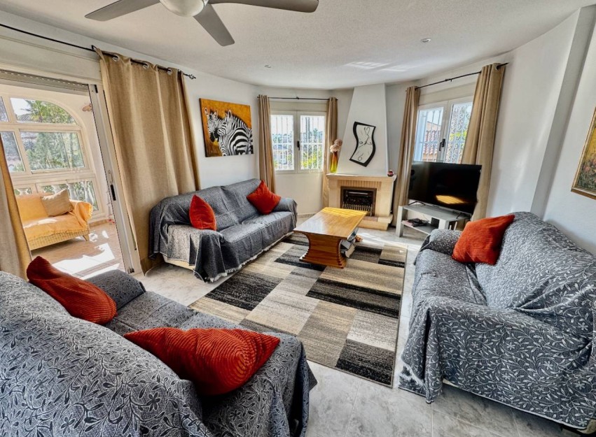 Resale - Villa - Benijofar