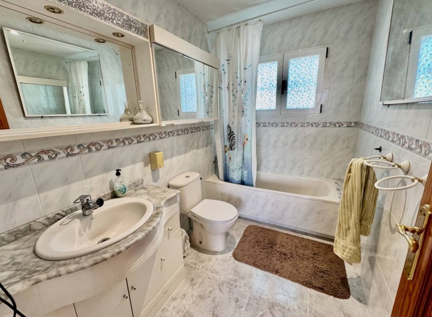Resale - Villa - Benijofar