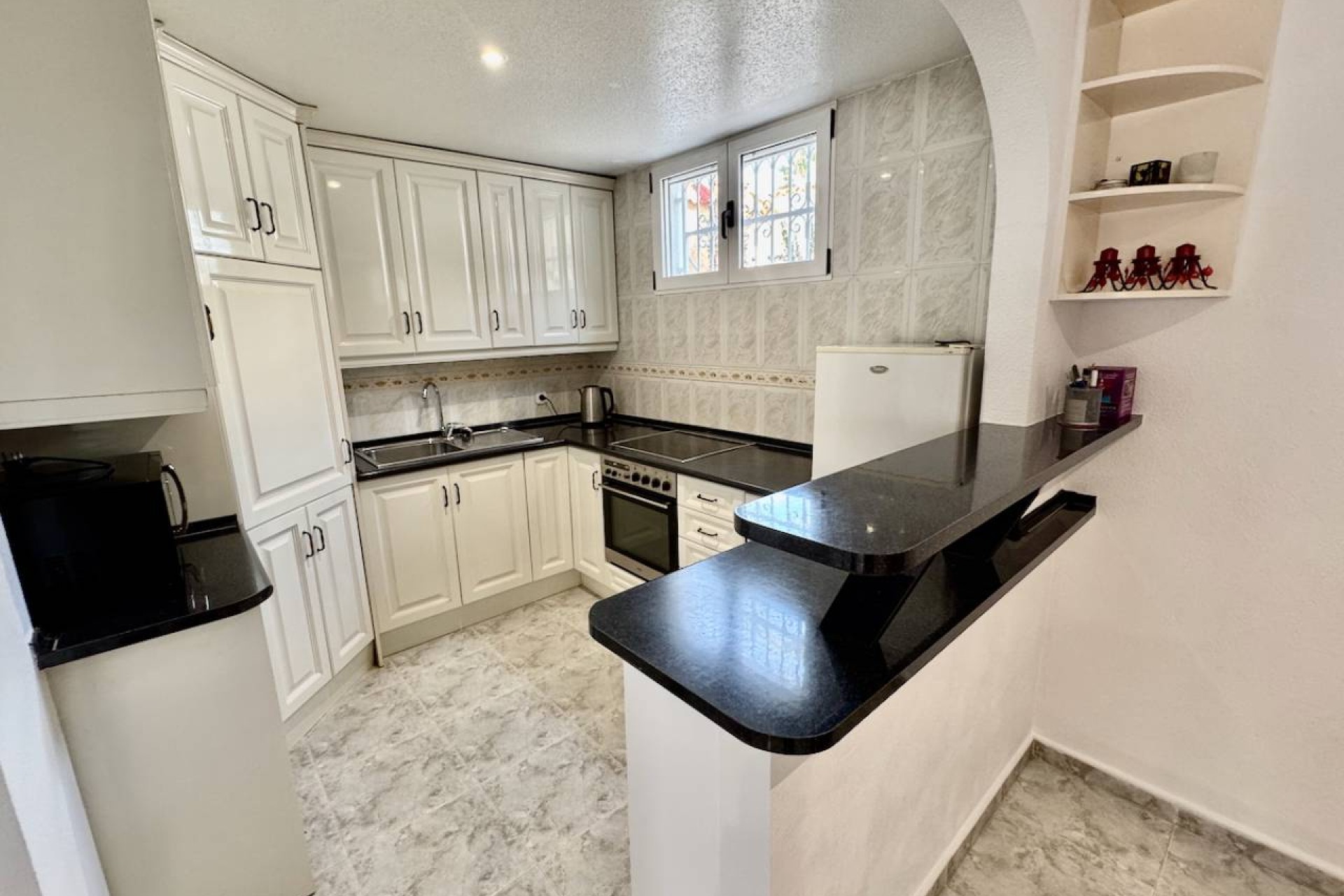 Resale - Villa - Benijofar