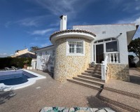 Resale - Villa - Benijofar