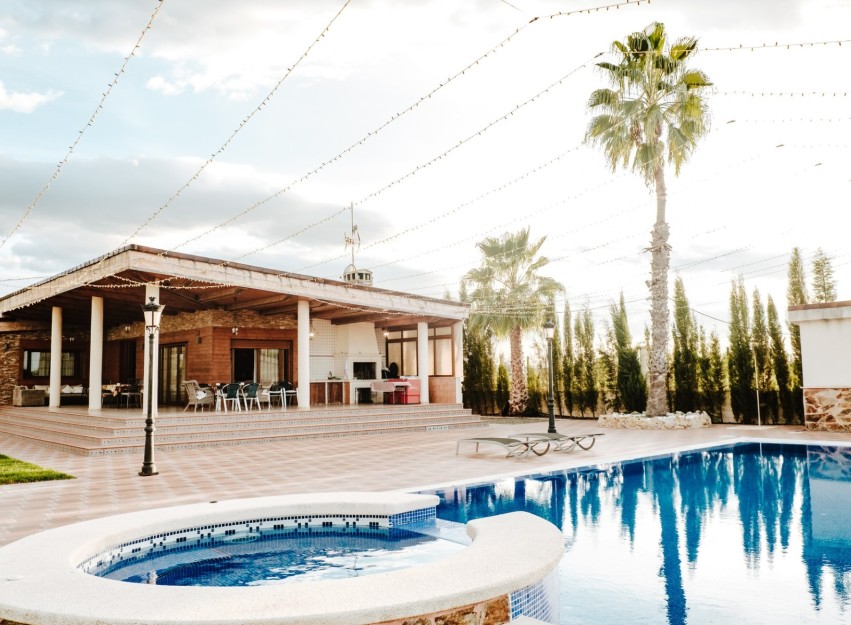 Resale - Villa - Catral