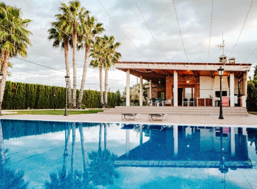 Resale - Villa - Catral