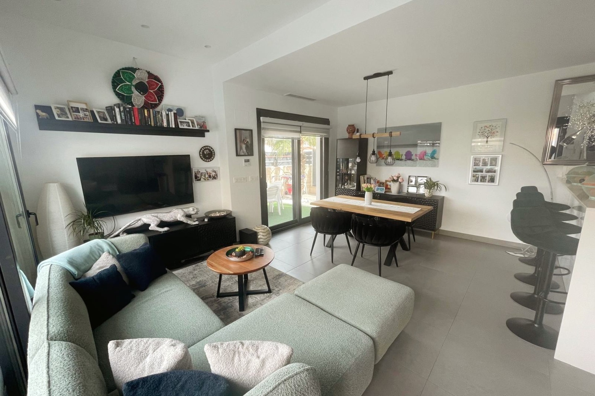 Resale - Villa - Ciudad Quesada - Pueblo Bravo