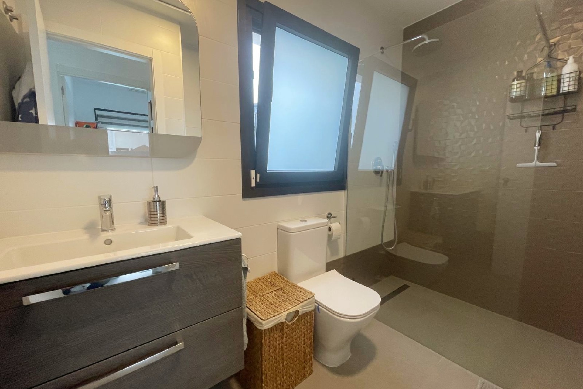 Resale - Villa - Ciudad Quesada - Pueblo Bravo
