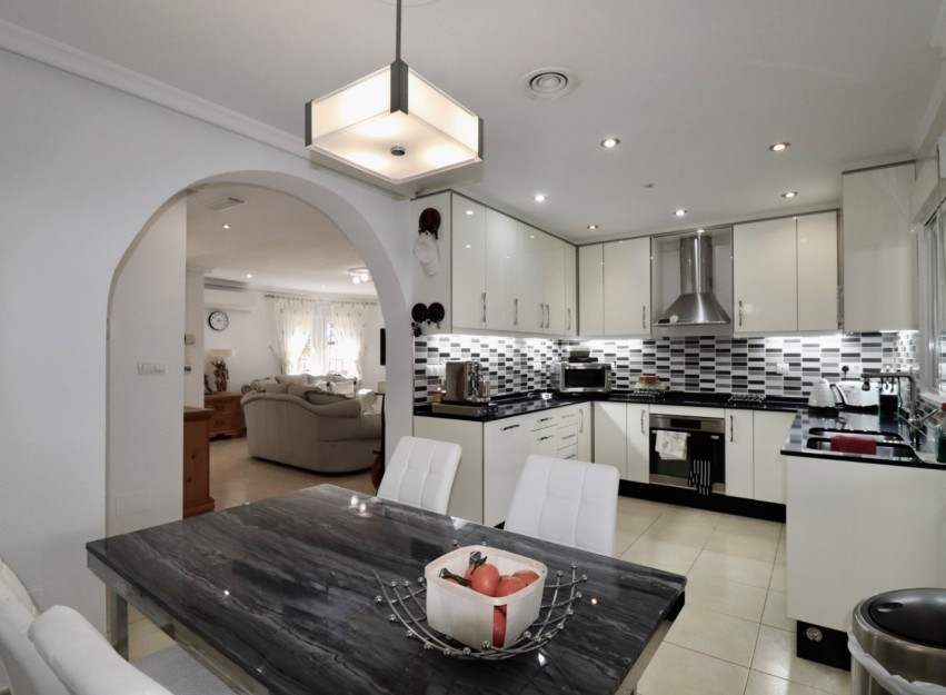 Resale - Villa - Ciudad Quesada - Quesada Center