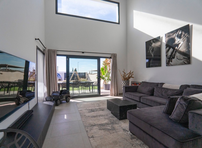 Resale - Villa - Ciudad Quesada - town