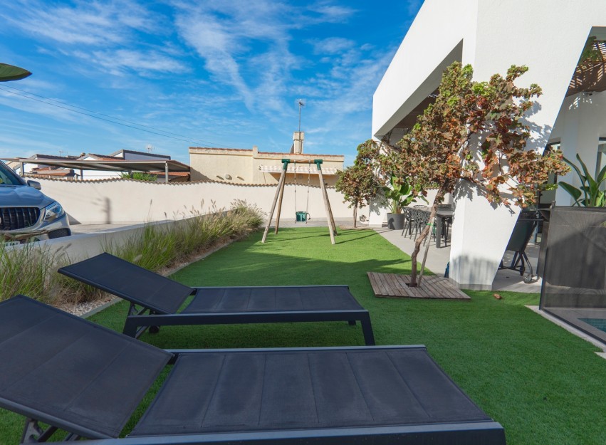 Resale - Villa - Ciudad Quesada - town