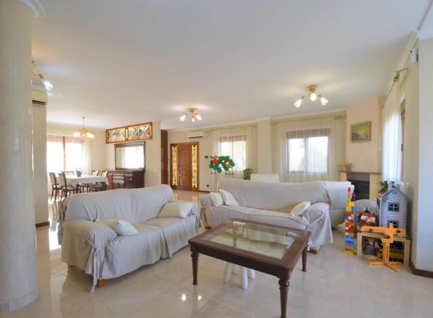 Resale - Villa - Ciudad Quesada - Urbanizaciones