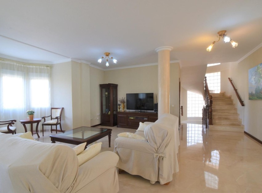 Resale - Villa - Ciudad Quesada - Urbanizaciones