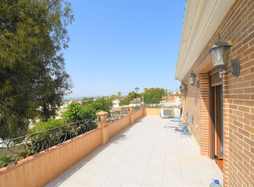 Resale - Villa - Ciudad Quesada - Urbanizaciones