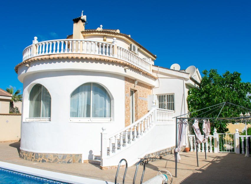 Resale - Villa - Ciudad Quesada - Urbanizaciones