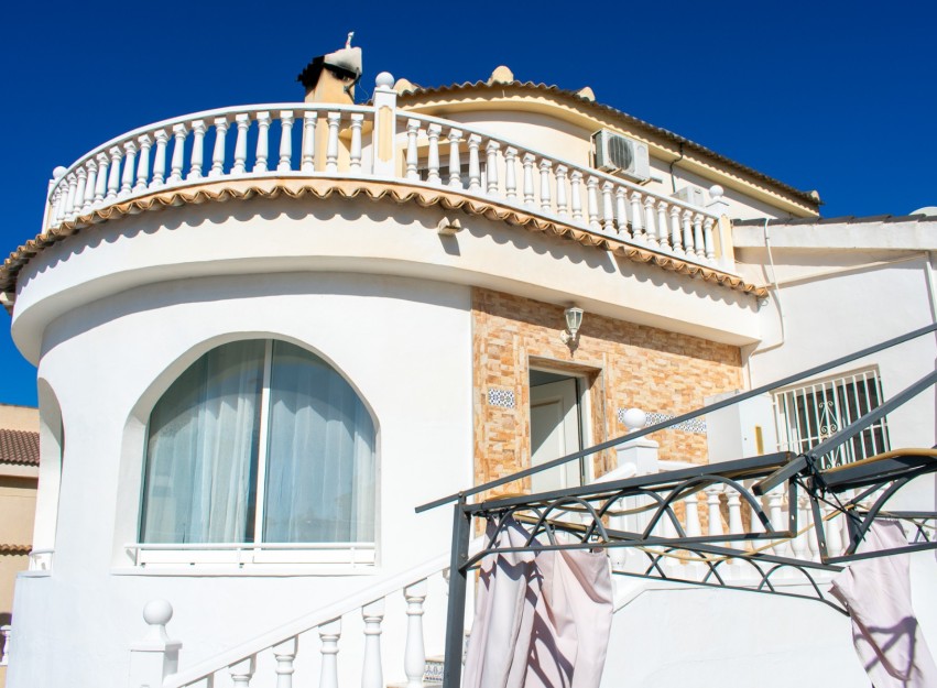 Resale - Villa - Ciudad Quesada - Urbanizaciones