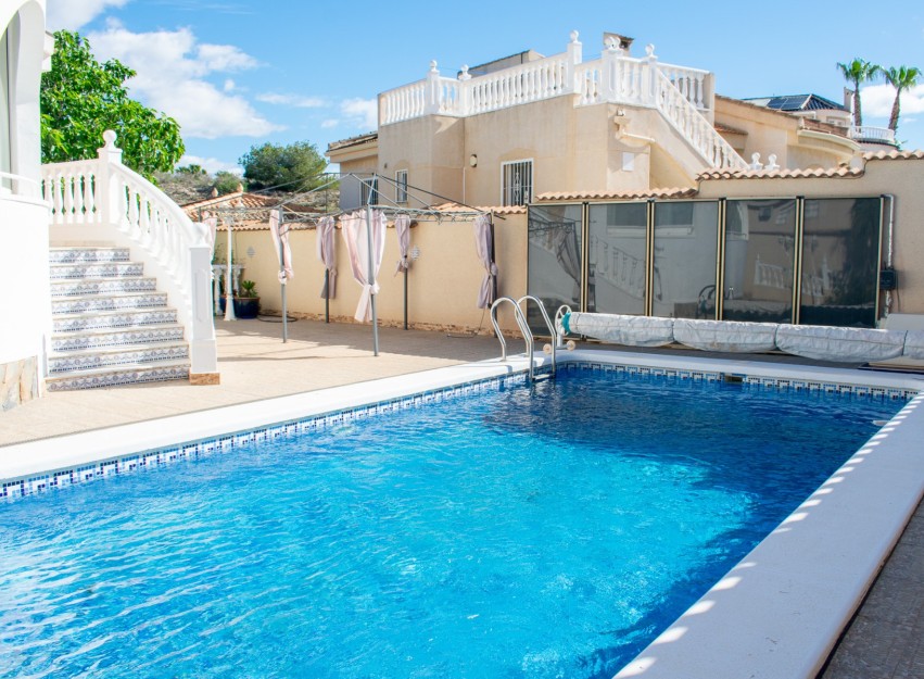 Resale - Villa - Ciudad Quesada - Urbanizaciones