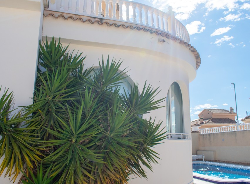 Resale - Villa - Ciudad Quesada - Urbanizaciones