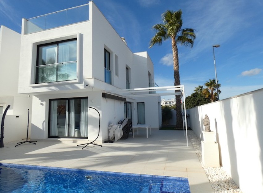 Resale - Villa - Ciudad Quesada