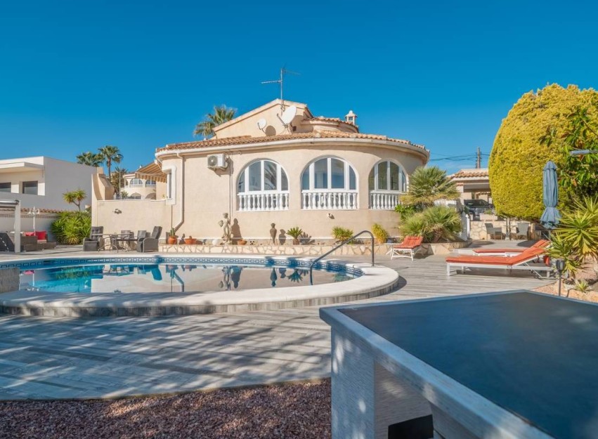 Resale - Villa - Ciudad Quesada