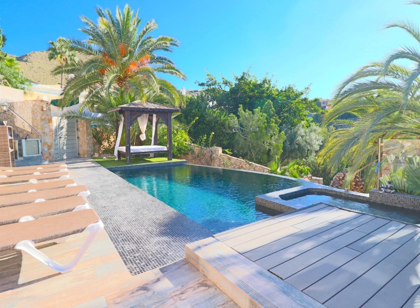 Resale - Villa - El Campello - Coveta fuma