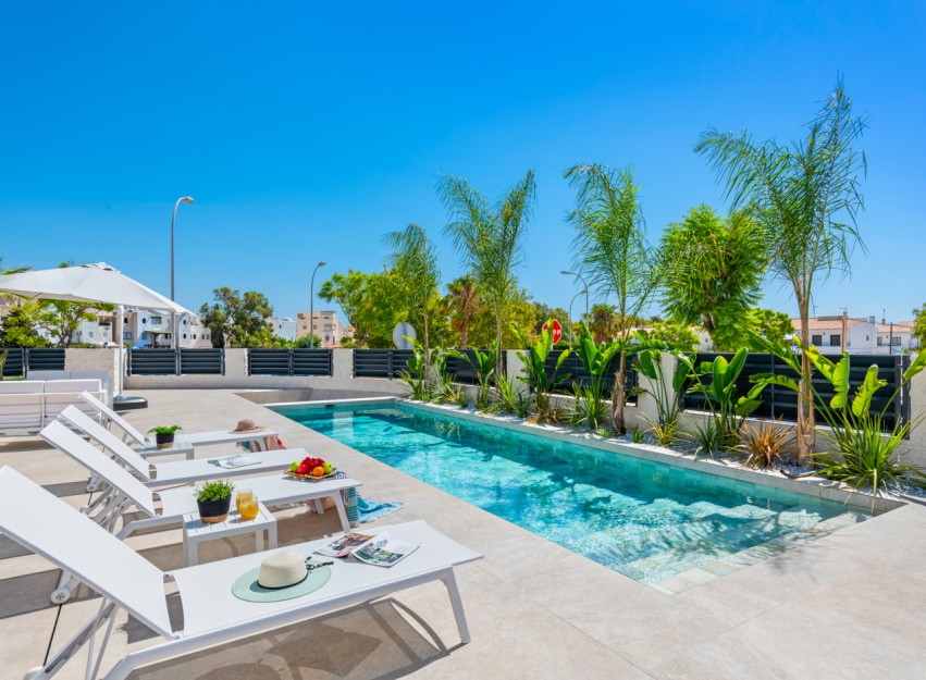 Resale - Villa - El Campello - El Amerador