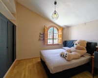 Resale - Villa - Elche