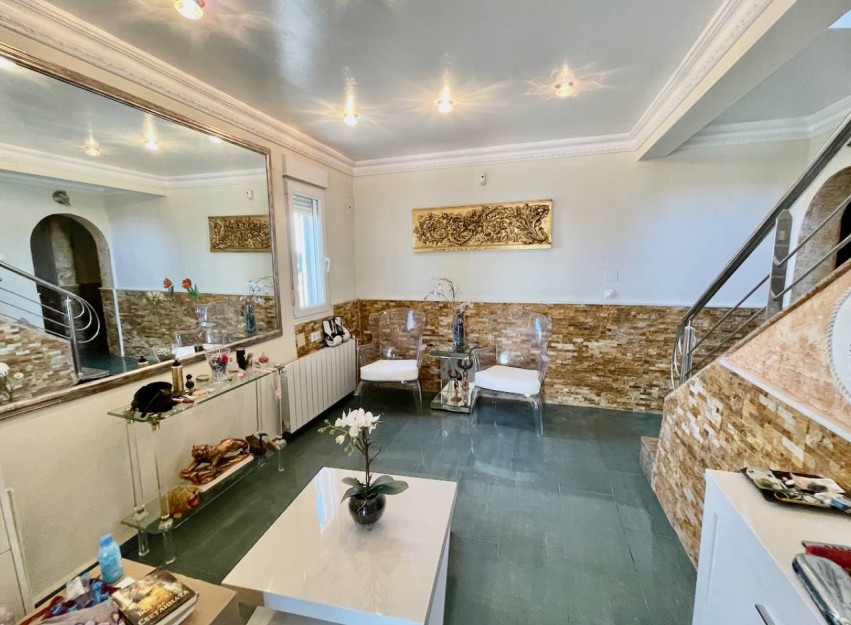 Resale - Villa - Guardamar del Segura