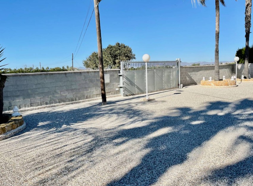 Resale - Villa - Guardamar del Segura