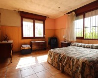 Resale - Villa - Heredades - Heradades