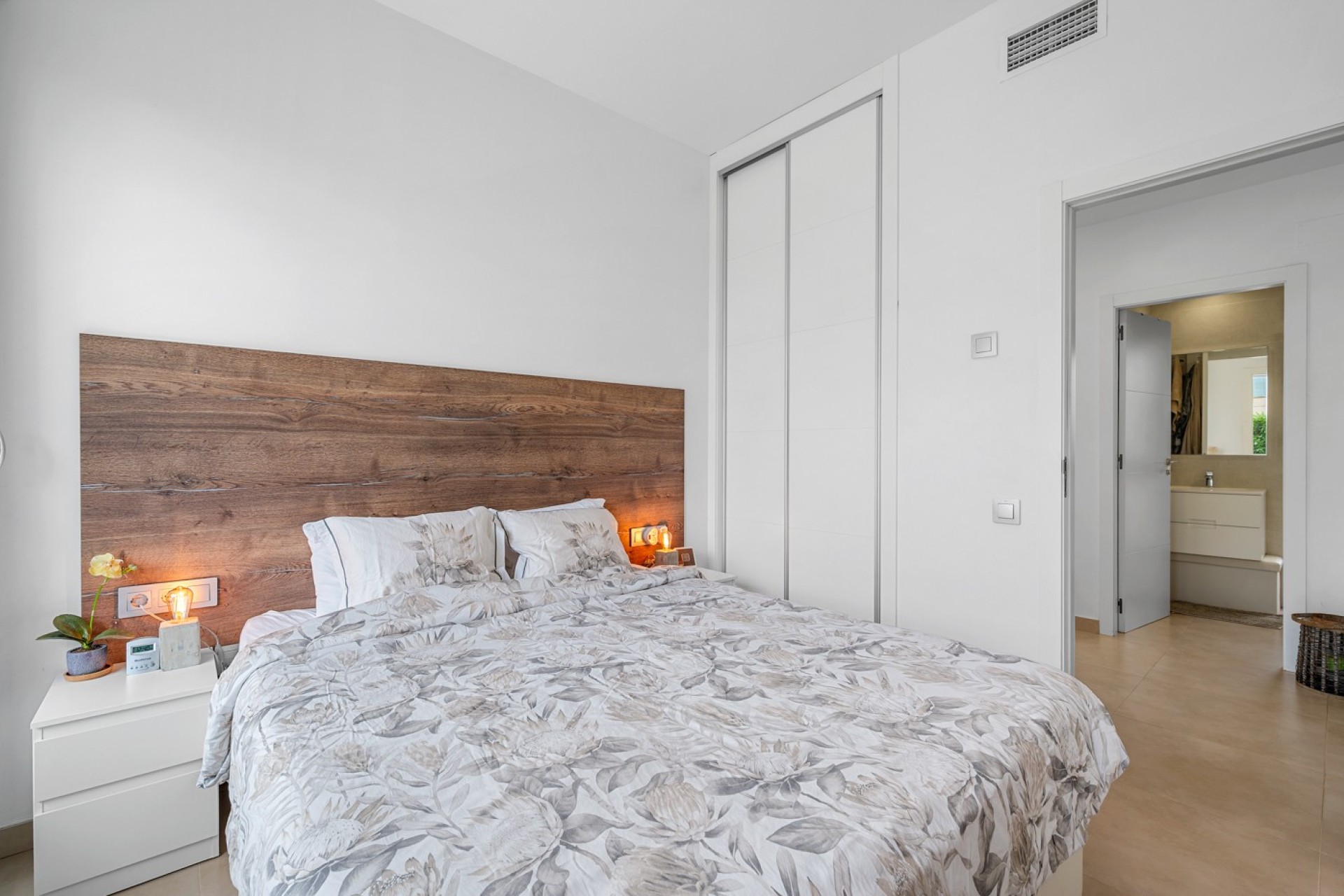 Resale - Villa - Jacarilla - Vistabella