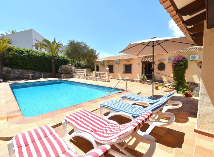Resale - Villa - Jávea - Montgó