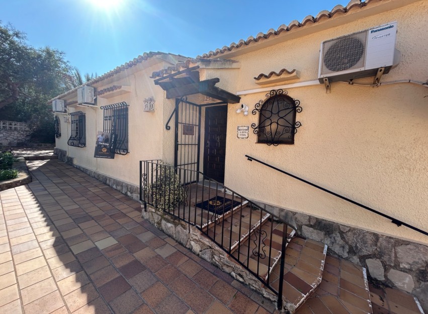 Resale - Villa - Jávea - Montgó