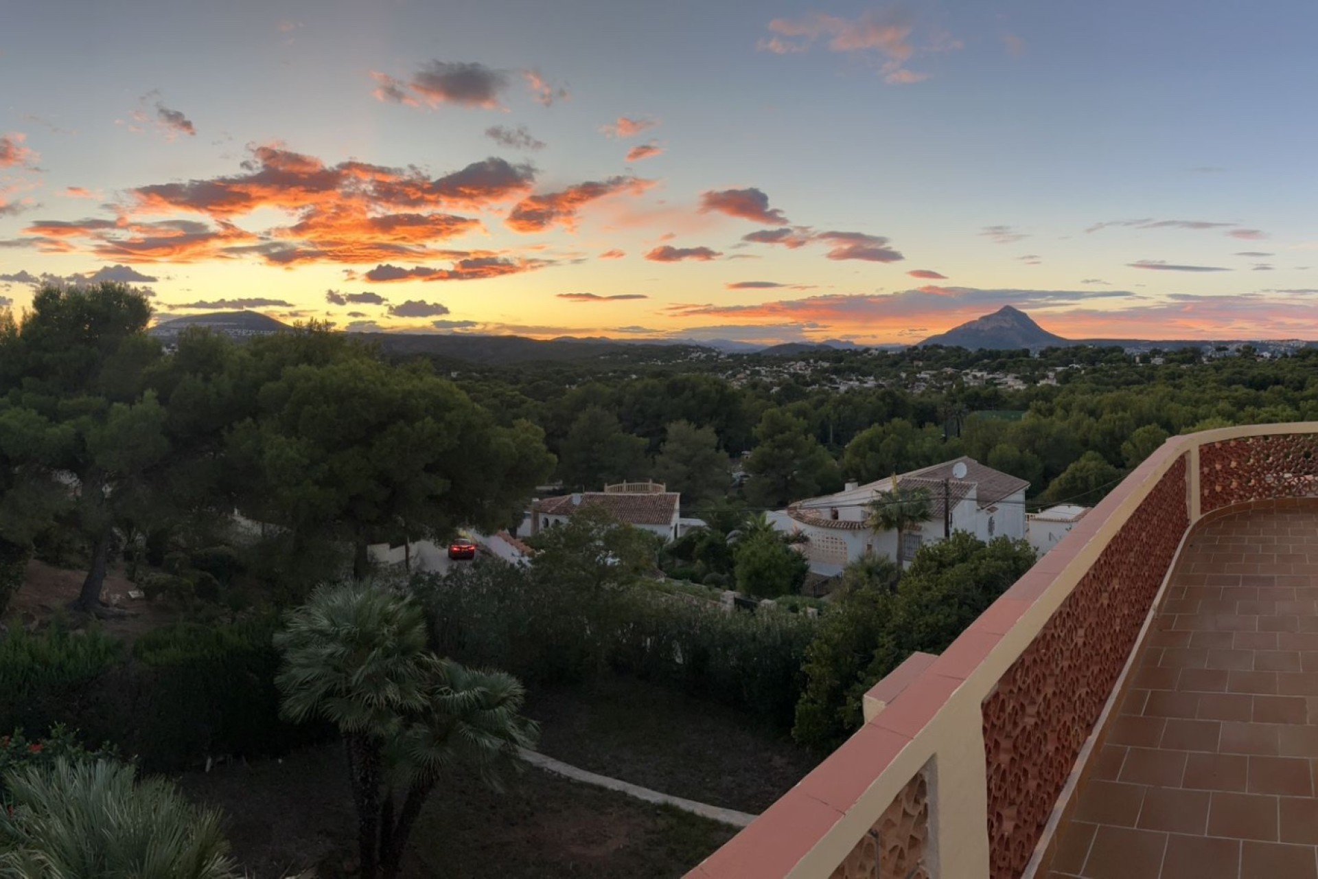 Resale - Villa - Jávea - Montgó
