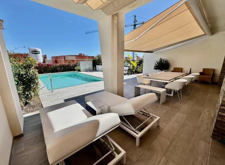 Resale - Villa - La Finca Golf - Algorfa