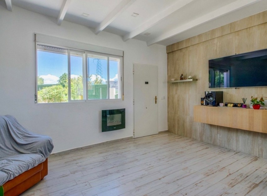 Resale - Villa - La Nucía - Convent De Les Montjes