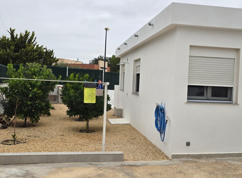 Resale - Villa - La Nucía - Convent De Les Montjes
