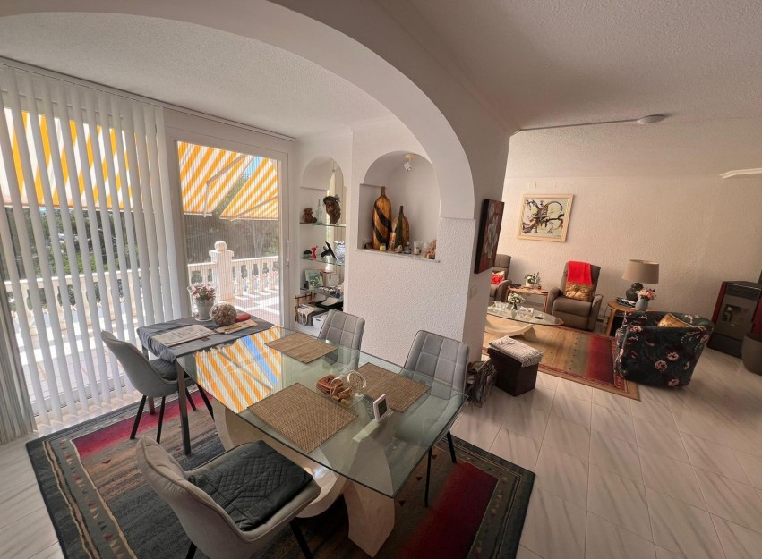 Resale - Villa - La Nucía - Monte Bello