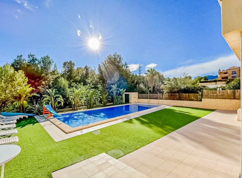 Resale - Villa - La Nucía - Monte Bello